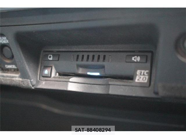 Toyota CROWN SEDAN 2021-03 6010787-4