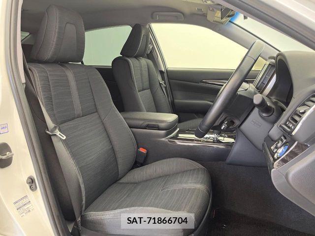 Toyota CROWN SEDAN 2015-10 6010805-9