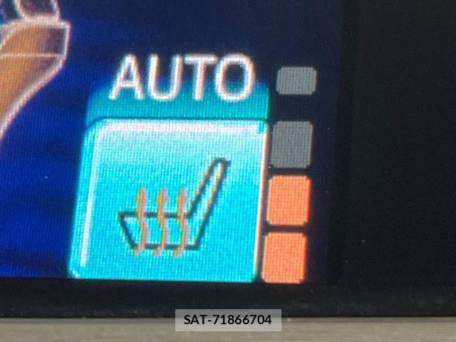 Toyota CROWN SEDAN 2015-10 6010805-10