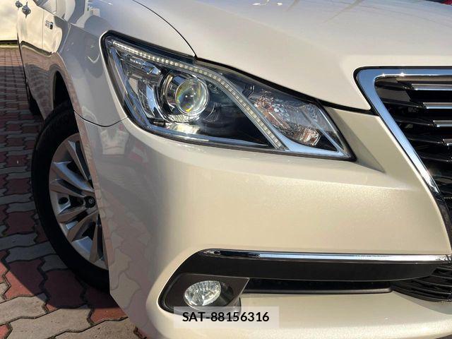 Toyota CROWN SEDAN 2013-05 6010861-11