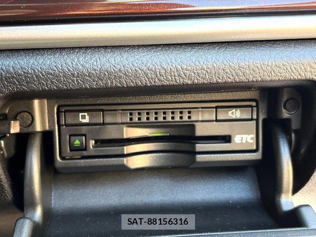 Toyota CROWN SEDAN 2013-05 6010861-6