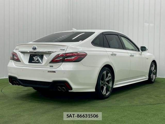 Toyota CROWN SEDAN 2019-03 6010778-15
