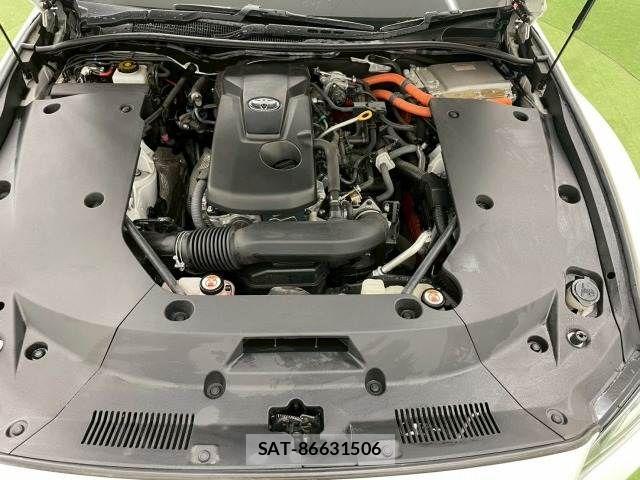 Toyota CROWN SEDAN 2019-03 6010778-19