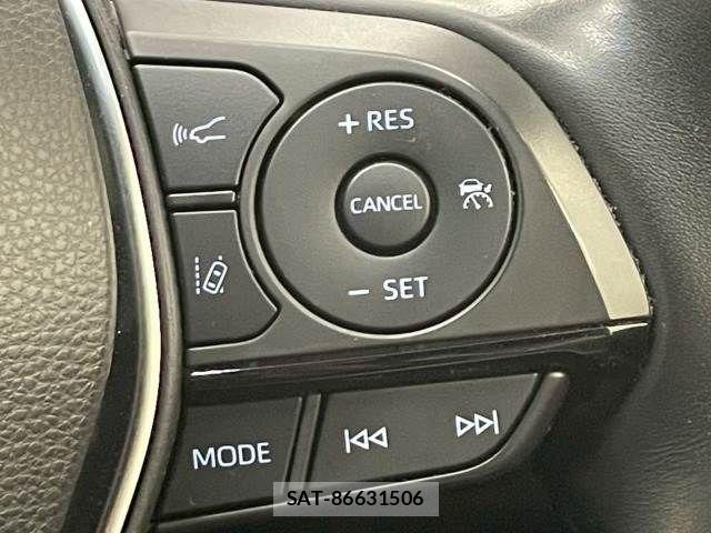 Toyota CROWN SEDAN 2019-03 6010778-4