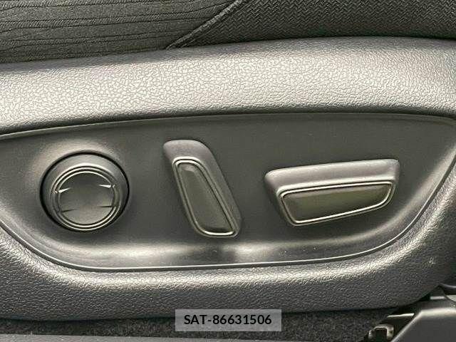Toyota CROWN SEDAN 2019-03 6010778-6