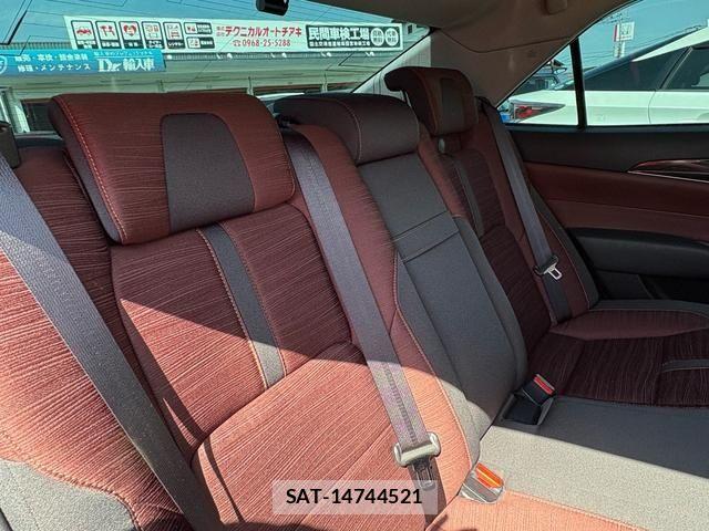 Toyota CROWN SEDAN 2014-01 6010815-9