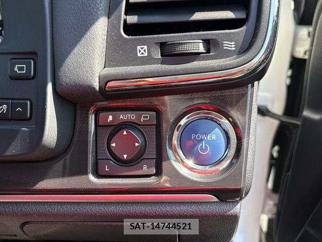 Toyota CROWN SEDAN 2014-01 6010815-18