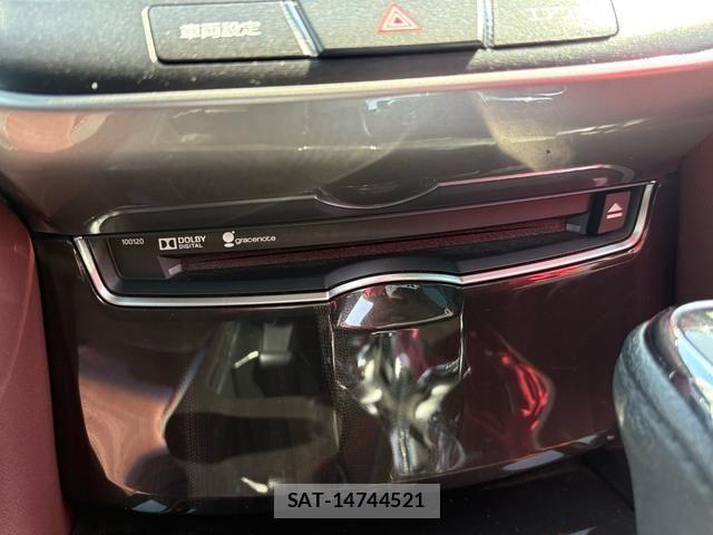 Toyota CROWN SEDAN 2014-01 6010815-24