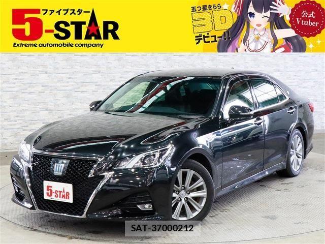 Toyota CROWN SEDAN 2017-02 6073211-0