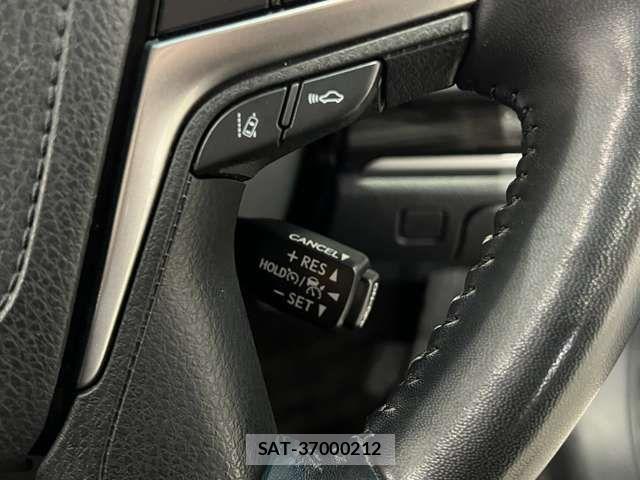 Toyota CROWN SEDAN 2017-02 6073211-6