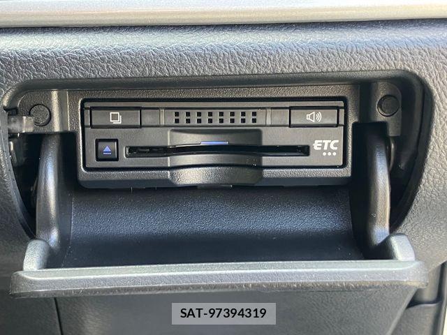 Toyota CROWN SEDAN 2018-02 6213004-19
