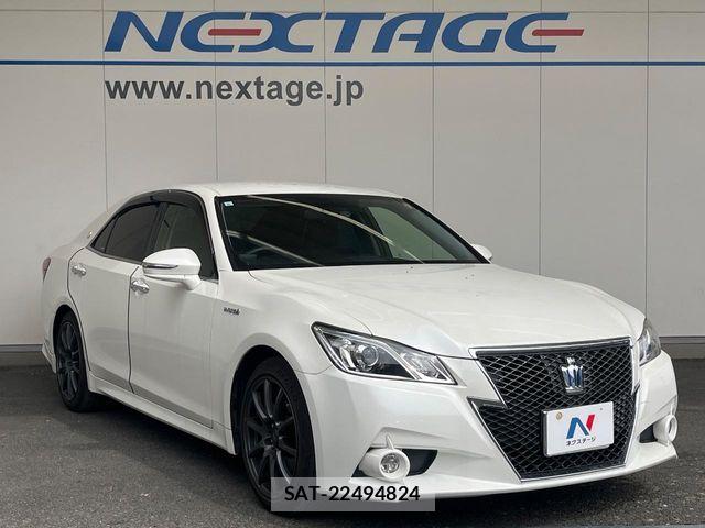 Toyota CROWN SEDAN 2013-09 6213031-15