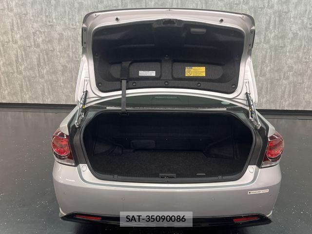 Toyota CROWN SEDAN 2018-03 6212999-20