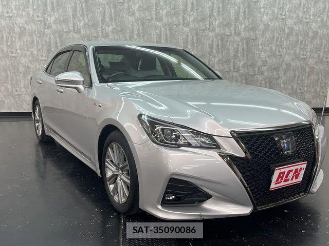 Toyota CROWN SEDAN 2018-03 6212999-6