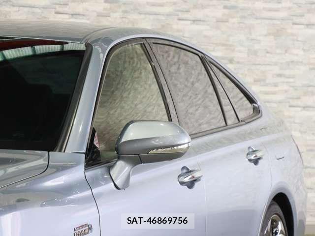 Toyota CROWN SEDAN 2018-06 6213006-13