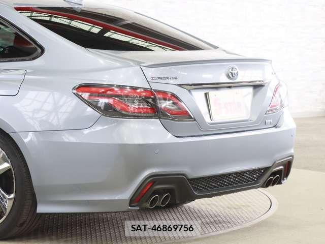 Toyota CROWN SEDAN 2018-06 6213006-16