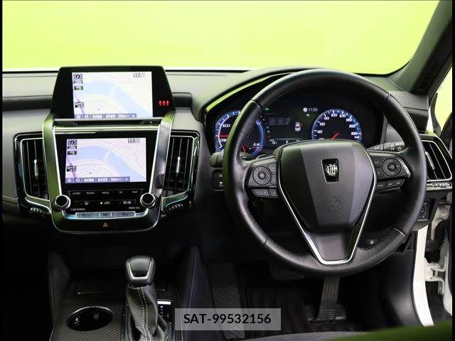 Toyota CROWN SEDAN 2019-03 6212971-20