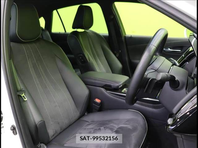 Toyota CROWN SEDAN 2019-03 6212971-21