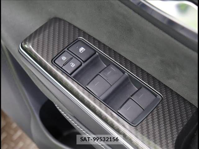 Toyota CROWN SEDAN 2019-03 6212971-23