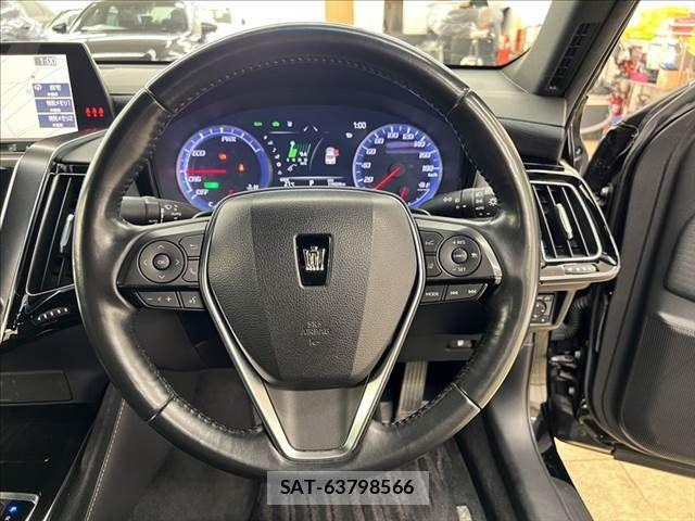 Toyota CROWN SEDAN 2018-08 6213025-9