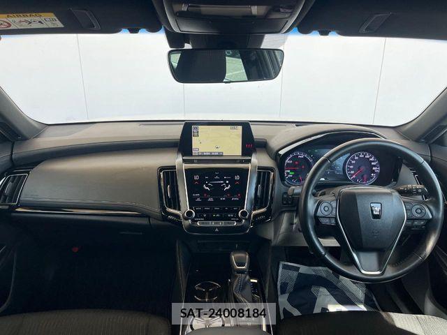 Toyota CROWN SEDAN 2018-10 6243054-1