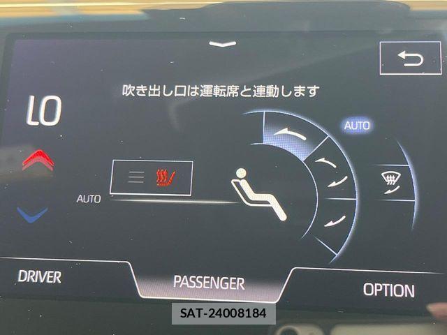 Toyota CROWN SEDAN 2018-10 6243054-3