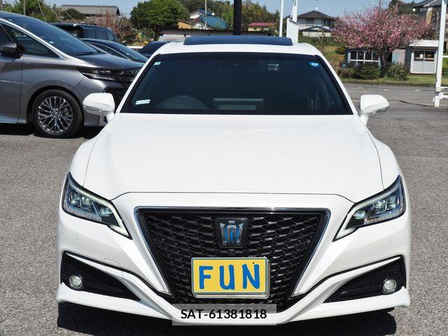 Toyota CROWN SEDAN 2021-02 6243035-1