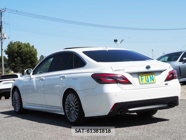 Toyota CROWN SEDAN 2021-02 6243035-5