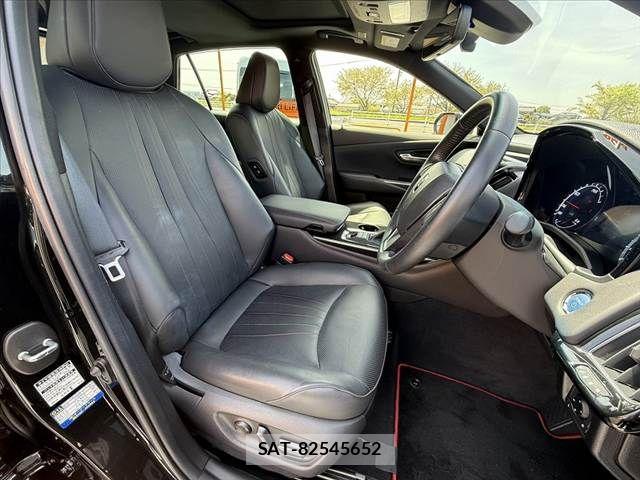 Toyota CROWN SEDAN 2020-05 6243038-16