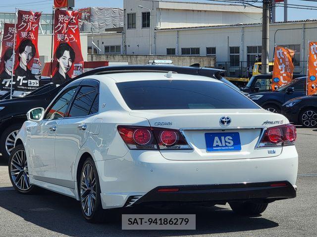 Toyota CROWN SEDAN 2015-12 6243056-11