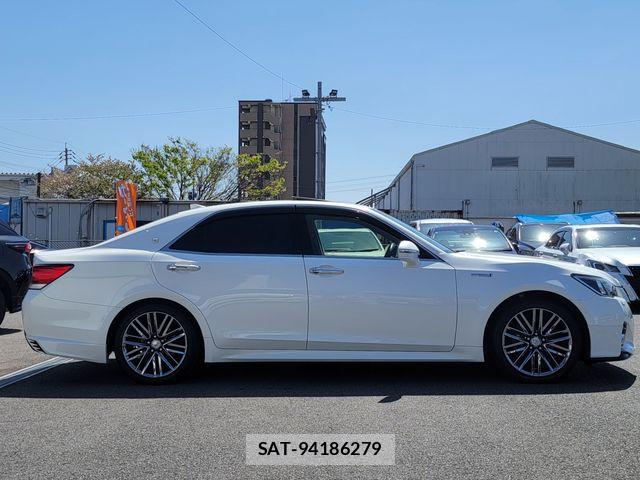 Toyota CROWN SEDAN 2015-12 6243056-4