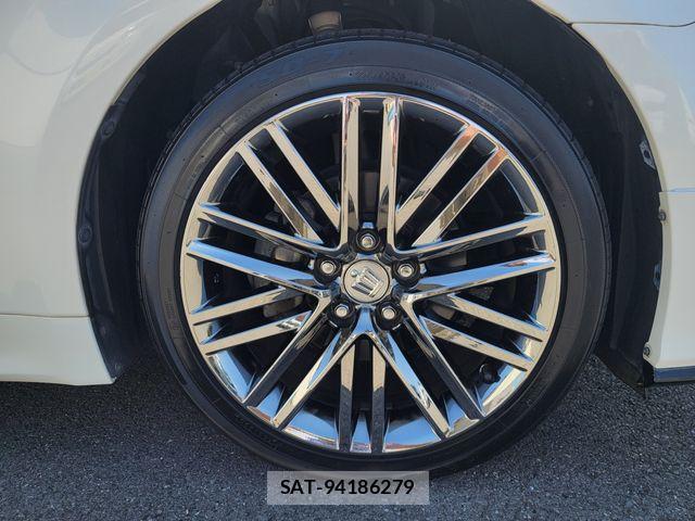 Toyota CROWN SEDAN 2015-12 6243056-5