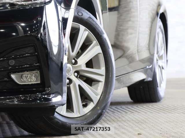 Toyota CROWN SEDAN 2017-06 6243057-19