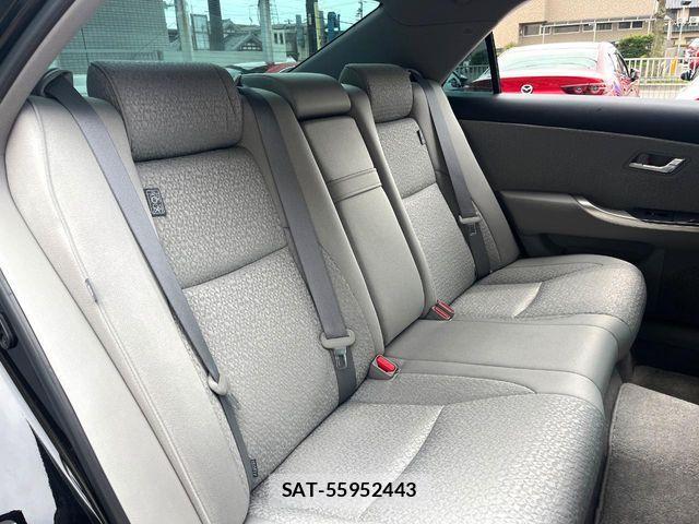 Toyota CROWN SEDAN 2012-01 6263684-8