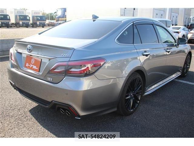 Toyota CROWN SEDAN 2021-11 6263661-12
