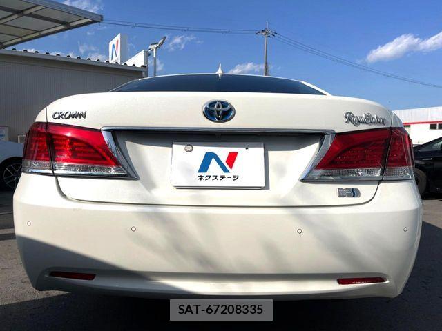Toyota CROWN SEDAN 2017-11 6263662-16