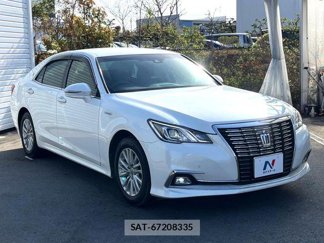 Toyota CROWN SEDAN 2017-11 6263662-17