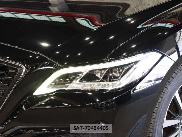 Toyota CROWN SEDAN 2019-02 6263671-16