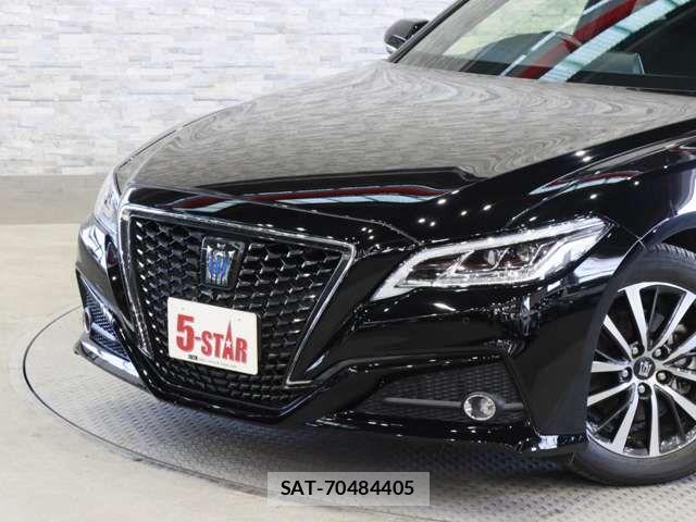 Toyota CROWN SEDAN 2019-02 6263671-17
