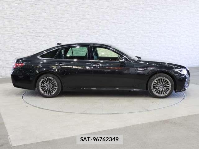 Toyota CROWN SEDAN 2018-12 6263664-14