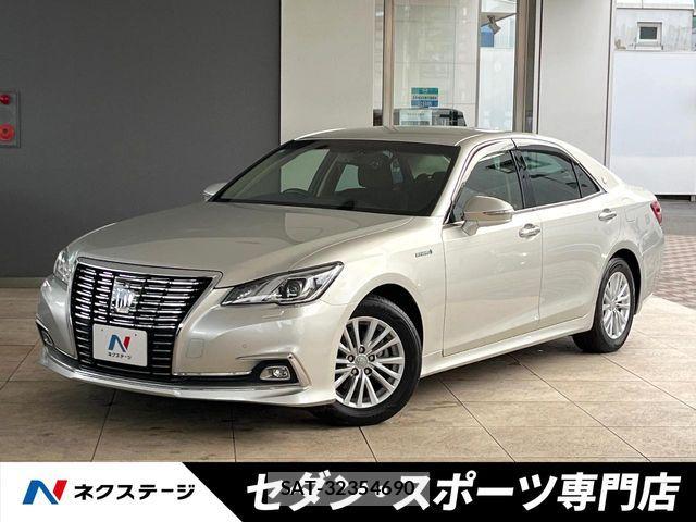 Toyota CROWN SEDAN 2015-11 6303472-0