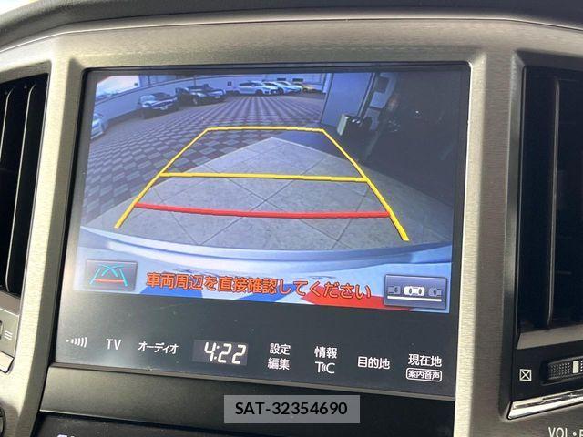 Toyota CROWN SEDAN 2015-11 6303472-6