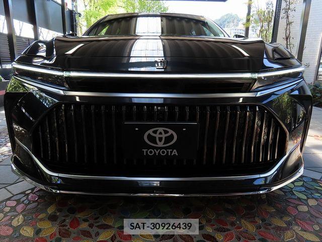 Toyota CROWN SEDAN 2025-07 6303447-3