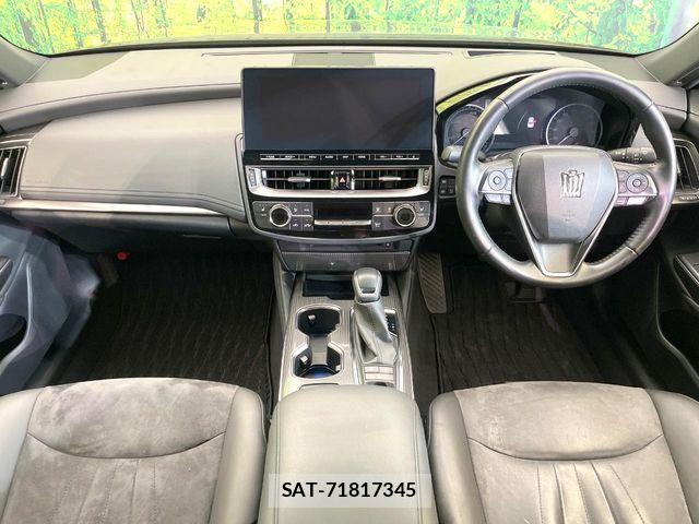 Toyota CROWN SEDAN 2021-03 6496305-1