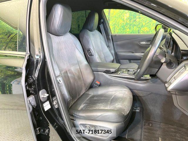 Toyota CROWN SEDAN 2021-03 6496305-7