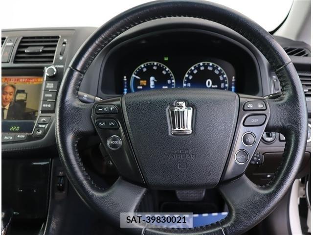 Toyota CROWN SEDAN 2009-12 6496339-14