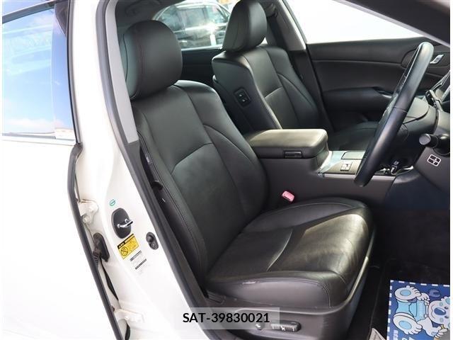 Toyota CROWN SEDAN 2009-12 6496339-16