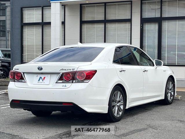 Toyota CROWN SEDAN 2016-02 6525852-16