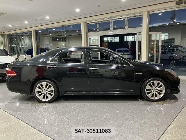 Toyota CROWN SEDAN 2012-06 6611248-13