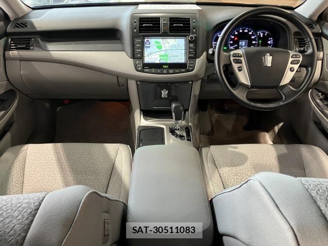 Toyota CROWN SEDAN 2012-06 6611248-1